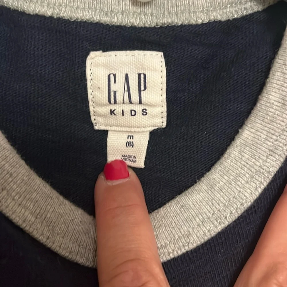 Boys Gap Athletic Tradition Long Sleeve Shirt size 8